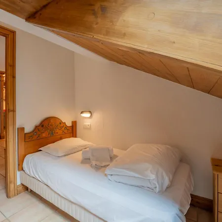 Le Cristal Mb8 Mountain View, Pool, Parking & Wifi - Happy * Chamonix