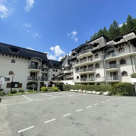 Le Cristal Mb8 Mountain View, Pool, Parking & Wifi - Happy