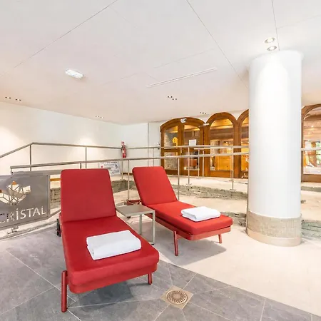 Daire Le Cristal Mb8 Mountain View, Pool, Parking & Wifi - Happy Chamonix