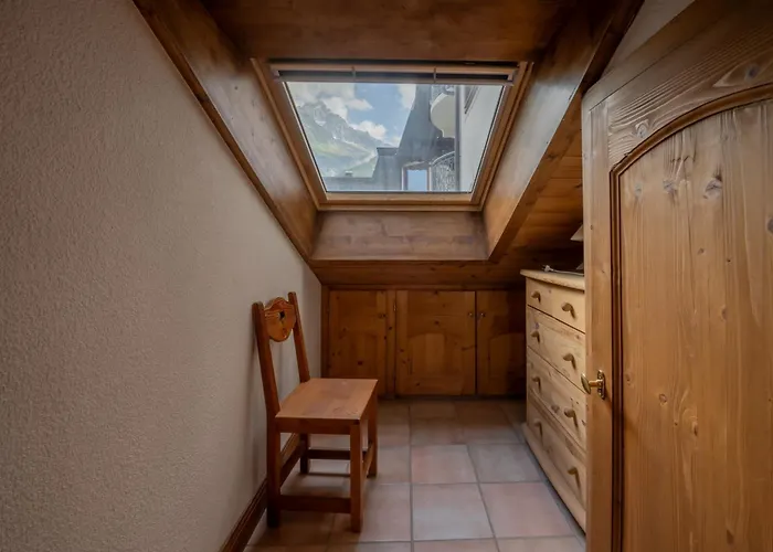 Le Cristal - Mont Blanc 8 - Happy * Chamonix